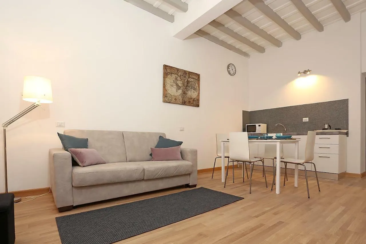 Belsiana 7 Central Rom Italien